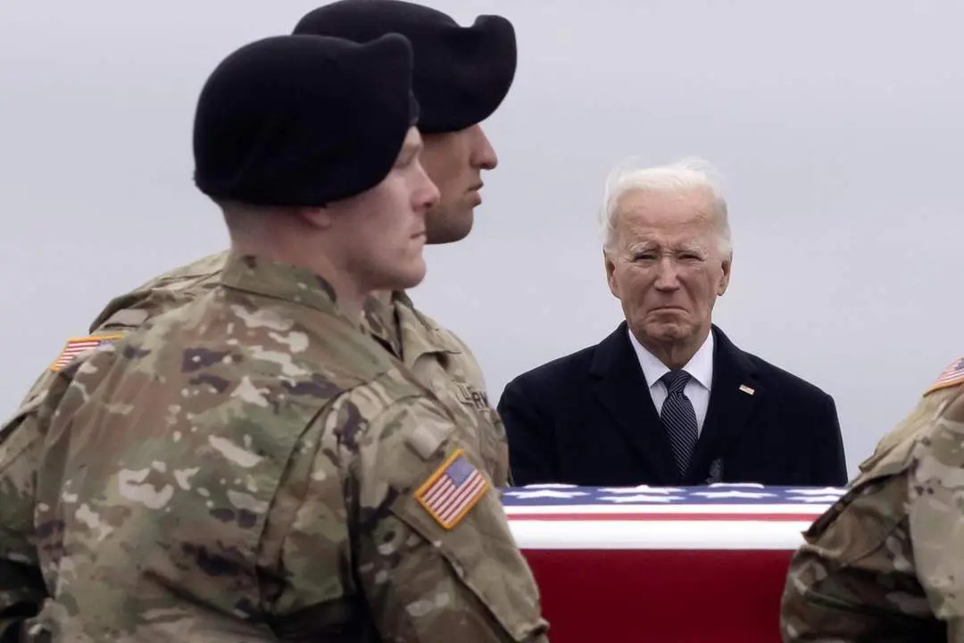 Biden, en el entierro de militares en EEUU. - EFE
