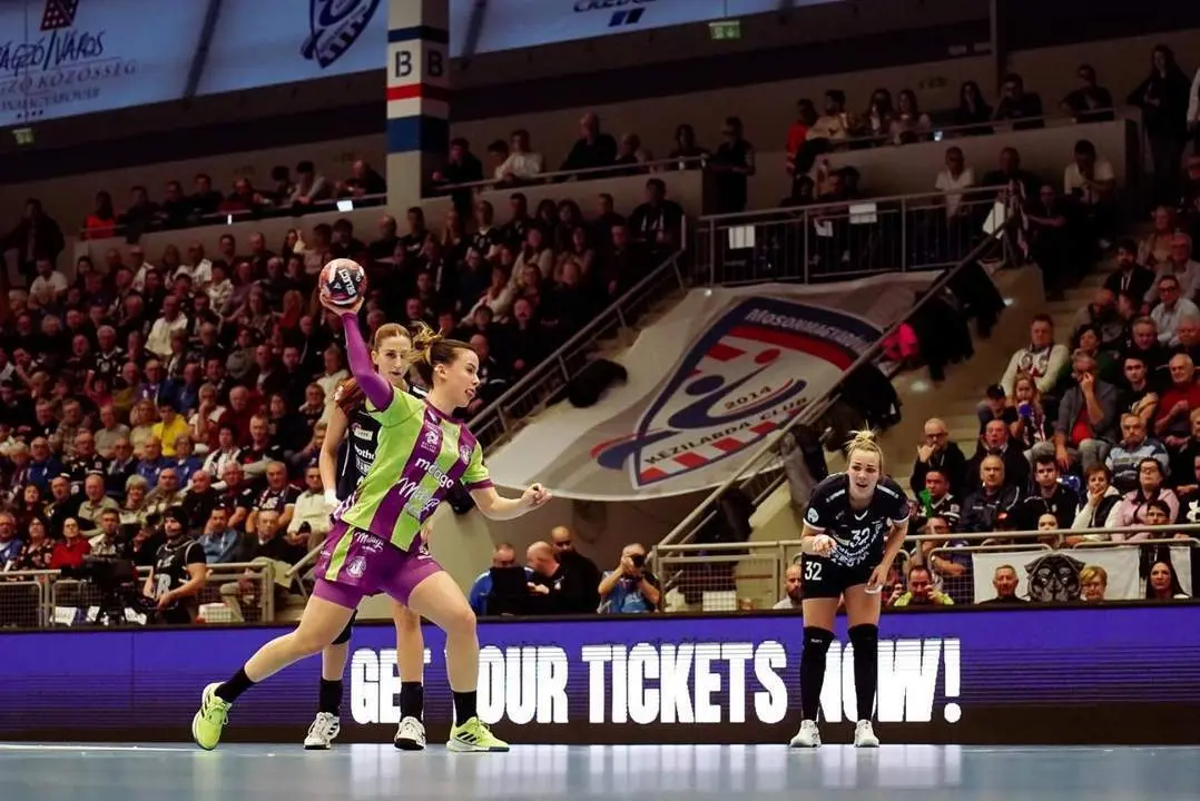 Jugadora del Costa del Sol M&aacute;laga, en la EHF League. - BMMalagaCosta