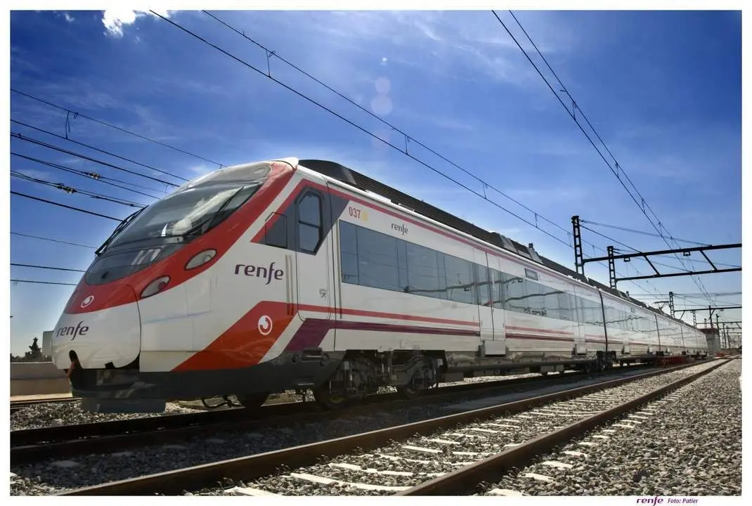Tren de Cercan&iacute;as de Renfe. - Europa Press