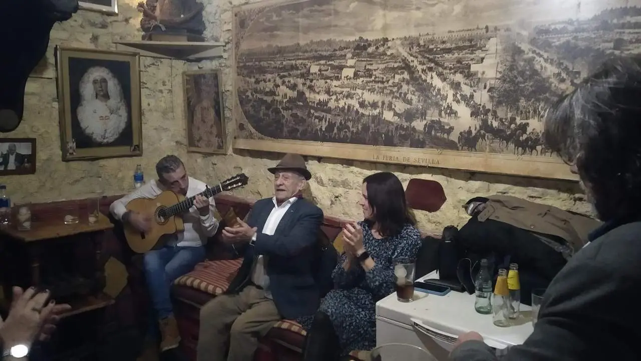 Tardeo en Casa Mat&iacute;as. - Andi Koetxea