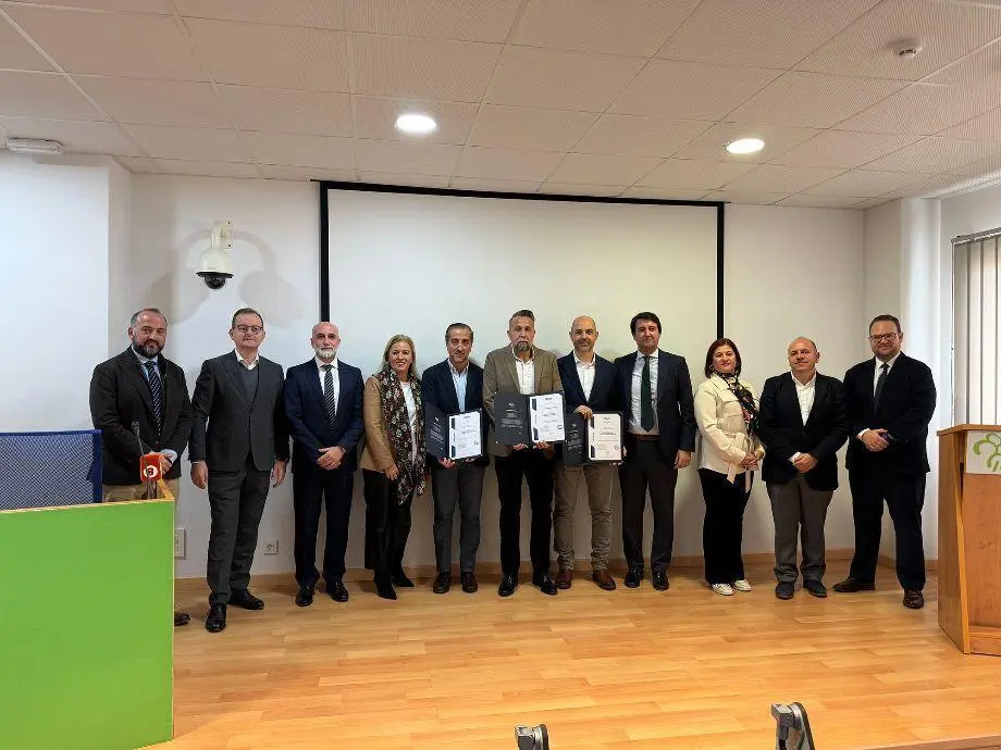 Acto de entrega de la certificaci&oacute;n de empresas saludables. - AI