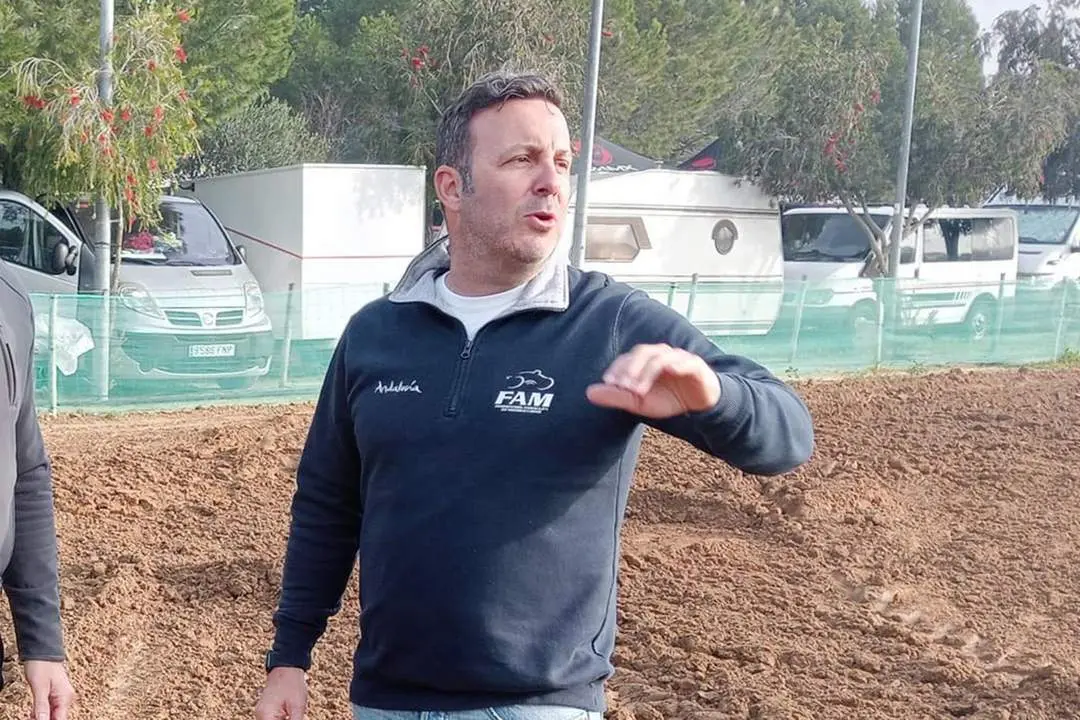 Jonathan Villa supervisando el Circuito de El Barrero - Ra&uacute;l J. Bustillos