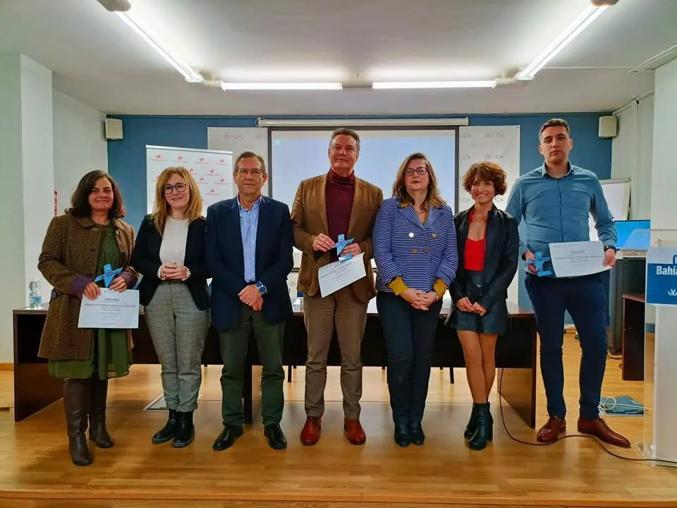Entrega de los premios. - AI