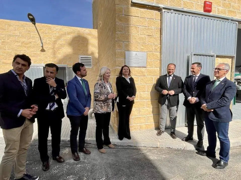 Visita de la consejera Crespo a la ETAP Arenillas. - AI