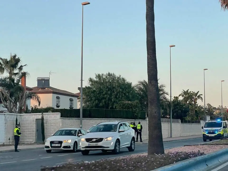 El detenido hizo caso omiso a la Polic&iacute;a Local en El Puerto.  - Viva. 