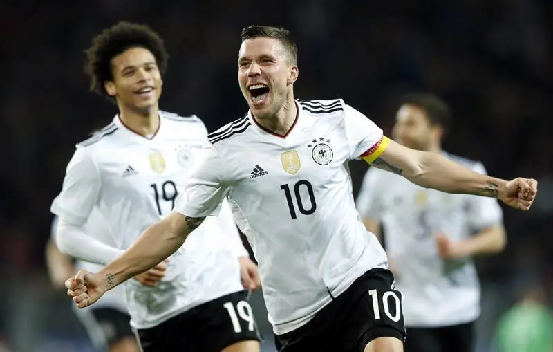 Lukas Podolski, con Alemania. - EFE