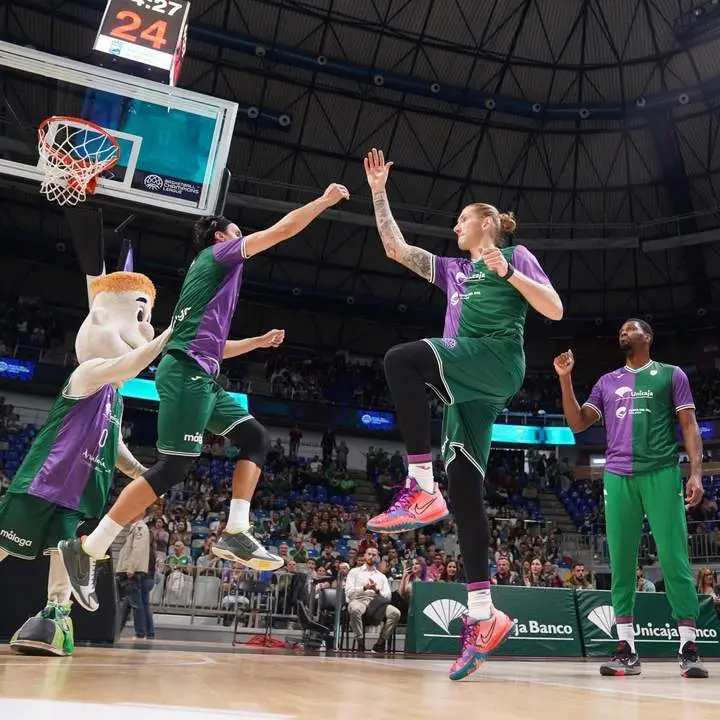 Osetkowski, Djedovic y Chicui. - UNICAJA CB