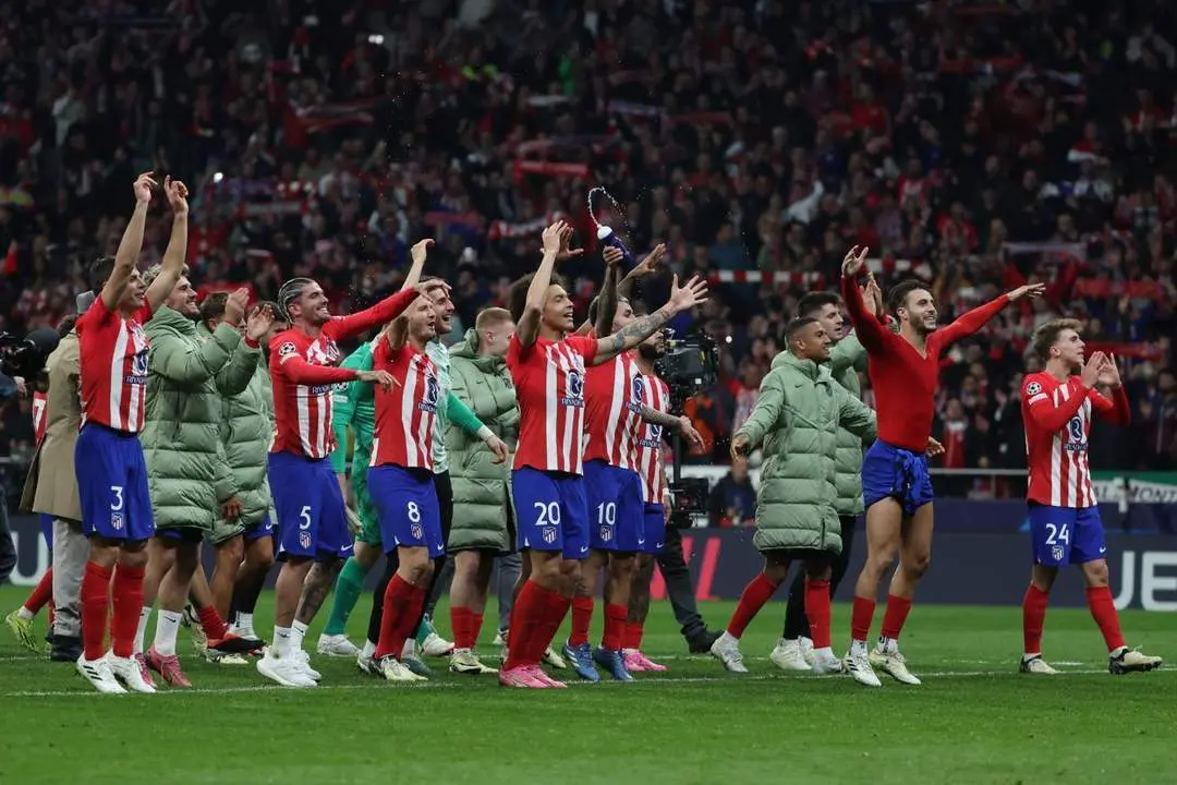 El Atl&eacute;tico celebra su clasificaci&oacute;n. - EFE