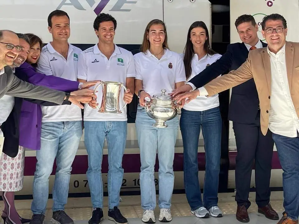 Recepci&oacute;n de la Copa del rey. - VB