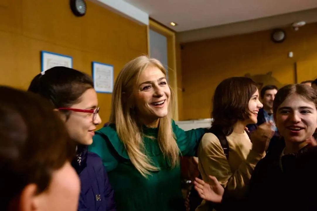 Visita de Patricia del Pozo al Conservatorio. - VH