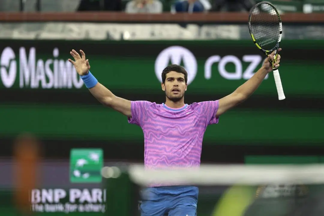 Alcaraz celebra un triunfo en Indian Wells. - EFE