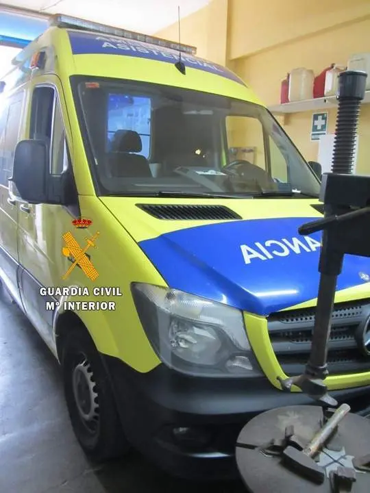 Ambulancia intervenida. - AI