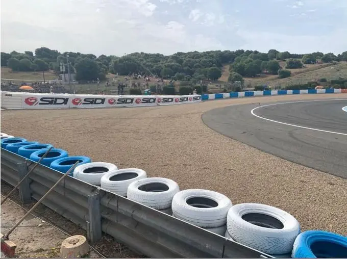 Zona de la curva Michel&iacute;n del Circuito que tendr&aacute; que ser renovada.  - Andaluc&iacute;a Informaci&oacute;n