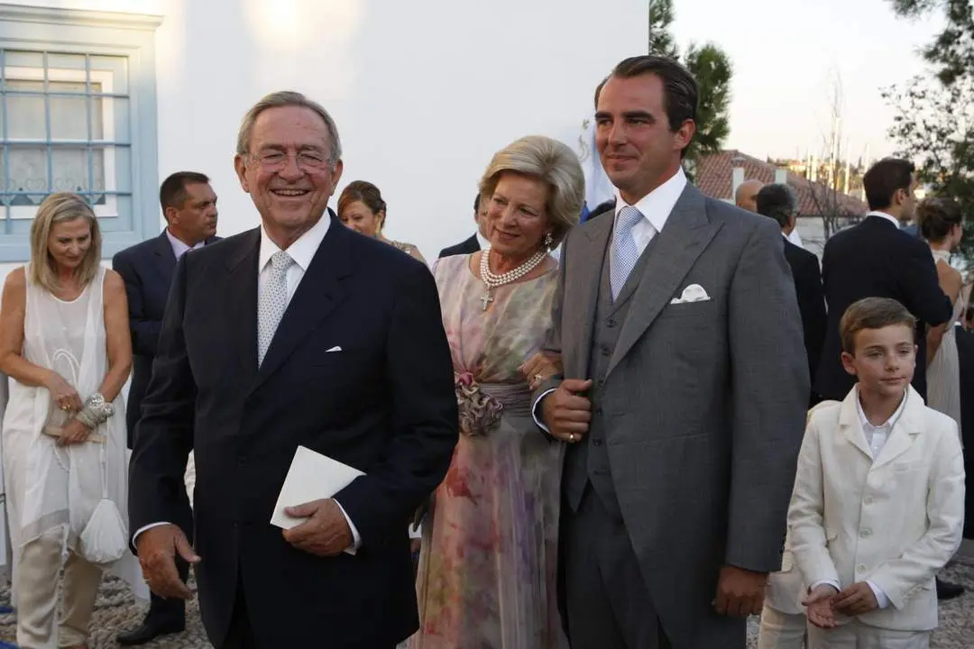 Nicol&aacute;s de Grecia, junto a sus padres, el d&iacute;a de su boda. - EP