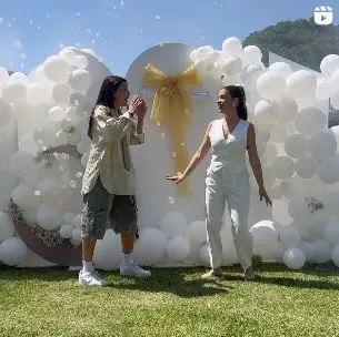 Desvelando el sexo del beb&eacute;. - Instagram @albapaulfe