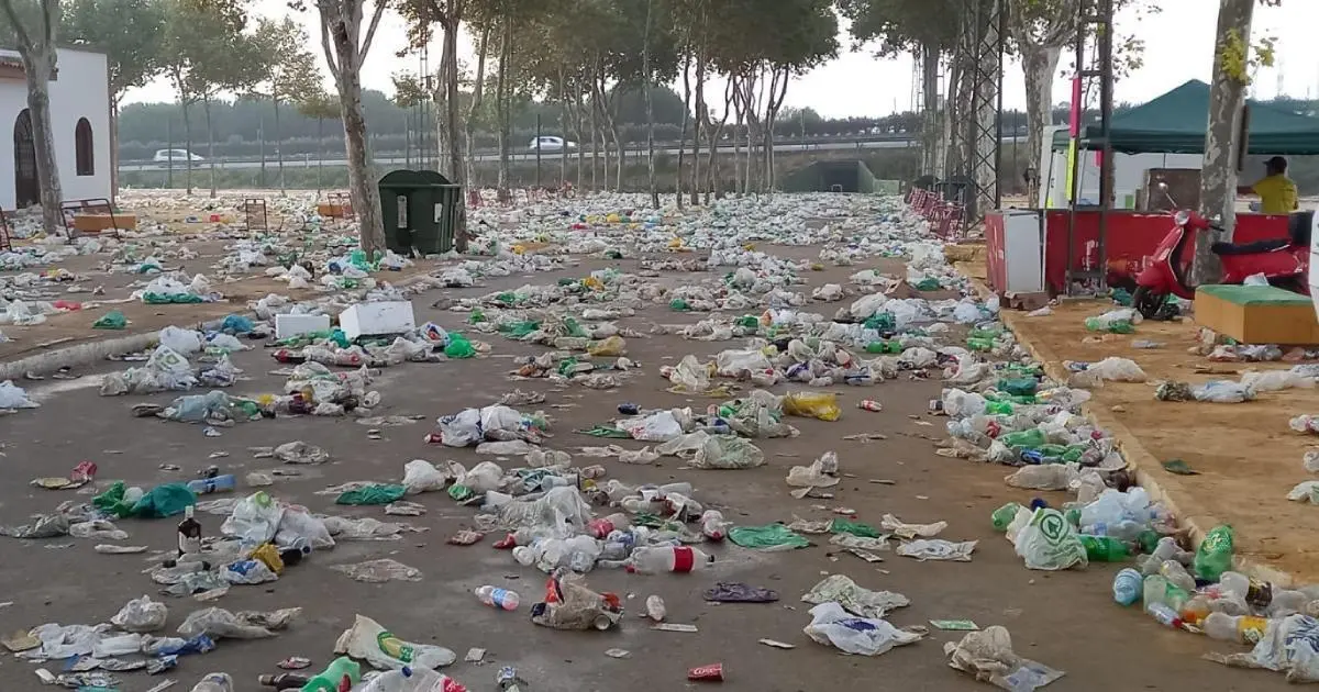 Un botell&oacute;n en El Puerto. - VIVA