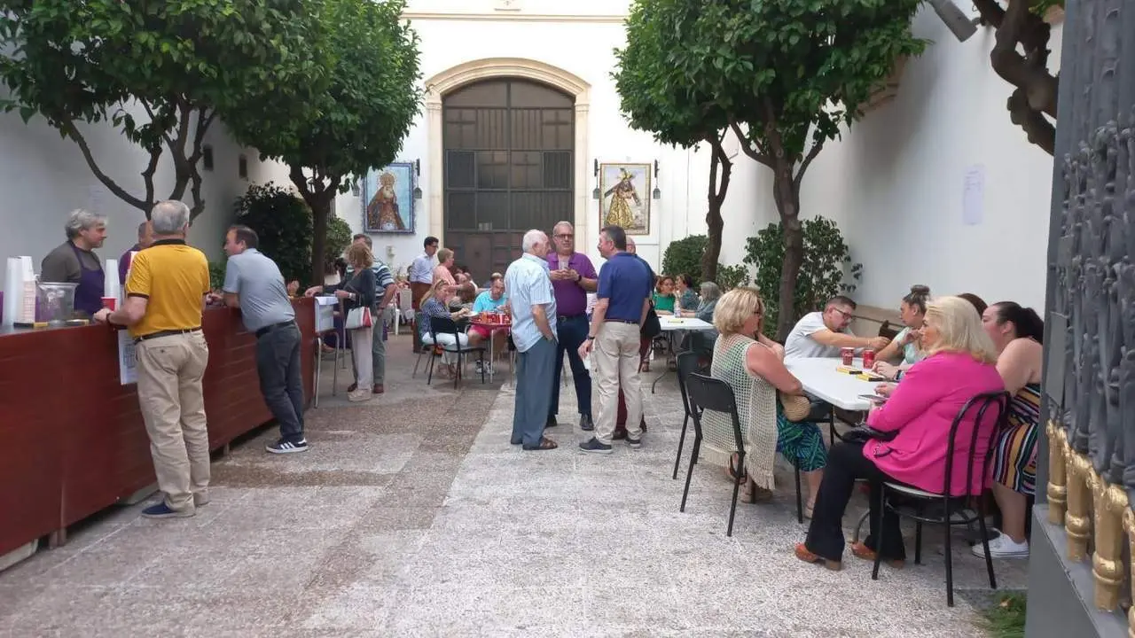 Caracol&aacute; en el patio de San Juan de Letr&aacute;n, en junio de 2023.  - Hermandad del Nazareno