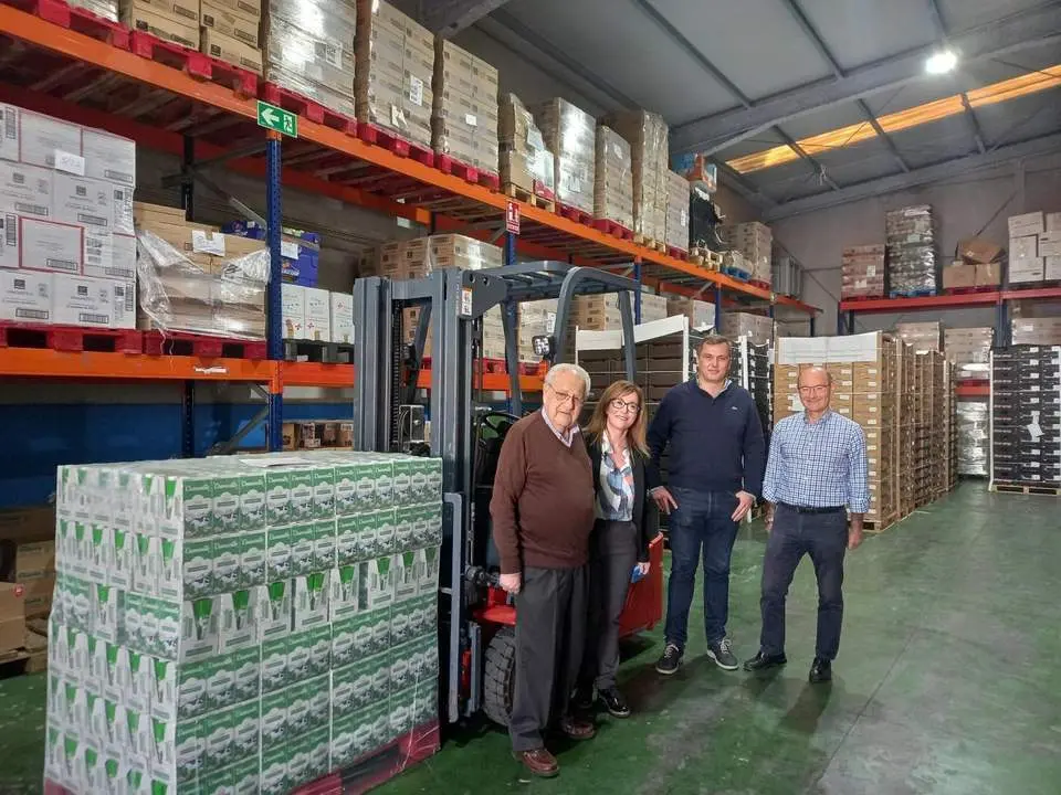 Fundaci&oacute;n Cepsa visita el Banco de Alimentos - AI