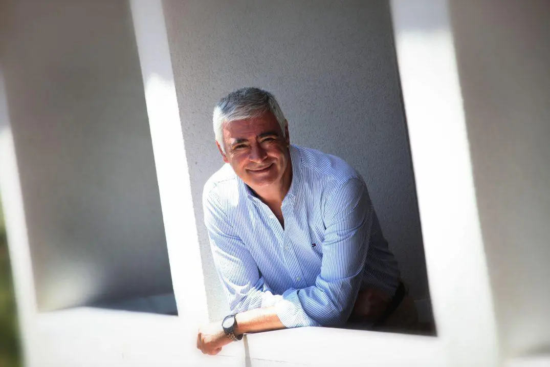 Francisco Mena. - A. I.