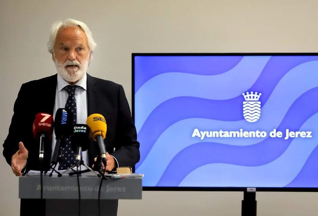 Agust&iacute;n Mu&ntilde;oz, en rueda de prensa.  - Andaluc&iacute;a Informaci&oacute;n