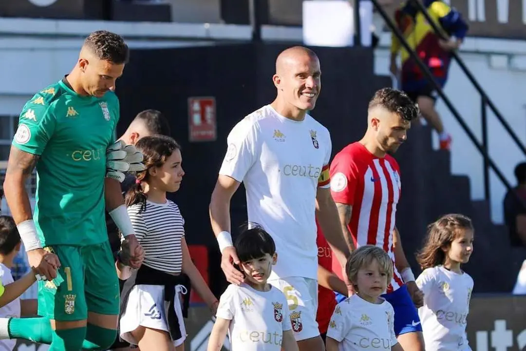 Lolo Gonz&aacute;lez antes de enfrentarse al Atl&eacute;tico de Madrid B - ADC