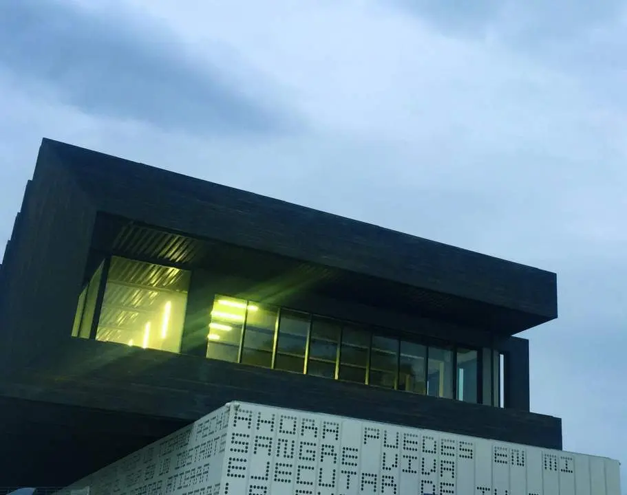 La Biblioteca Adolfo Su&aacute;rez - R.S.