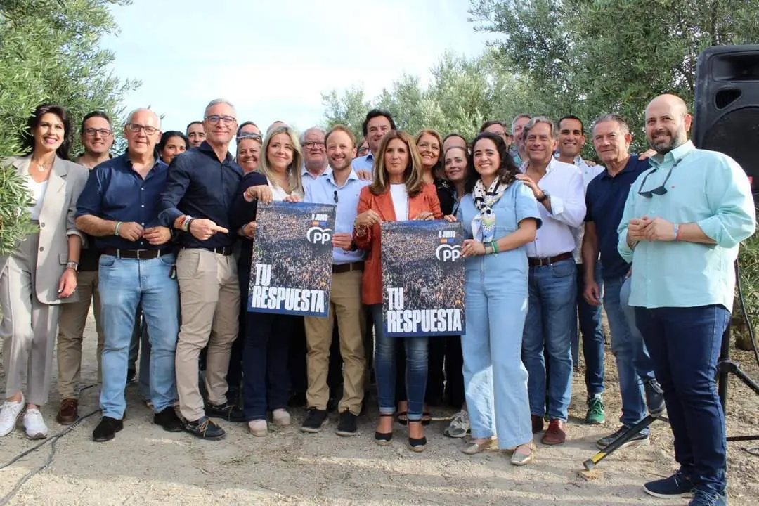 Inicio de la campa&ntilde;a en Linares.  - PP Ja&eacute;n