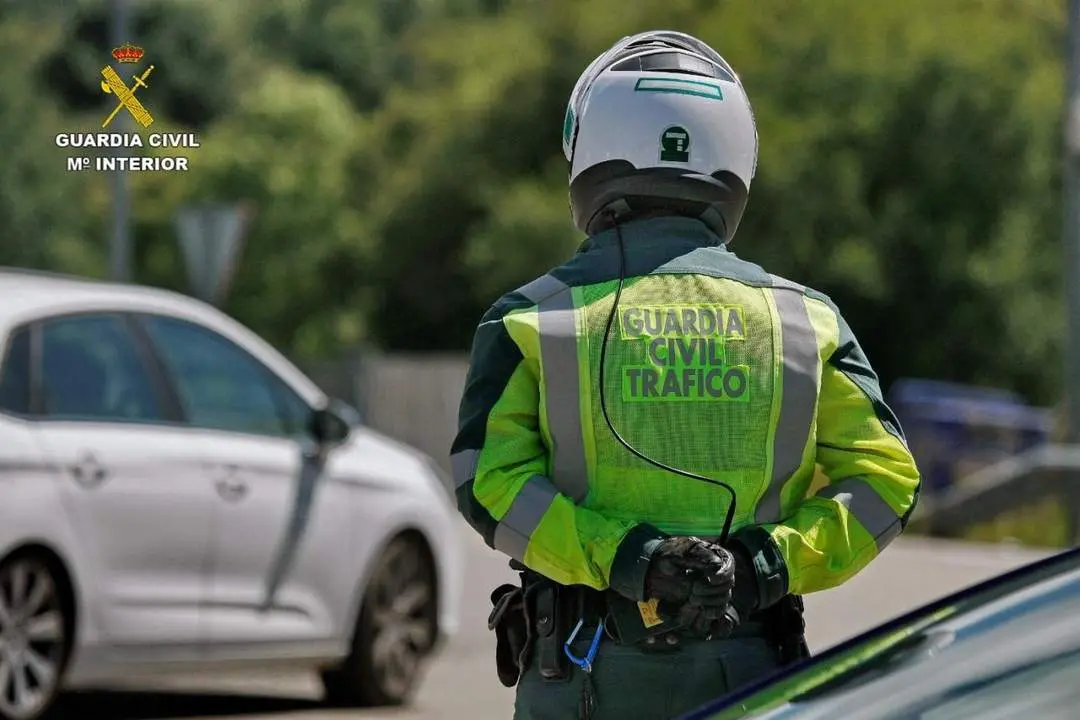 Guardia Civil de Tr&aacute;fico. - EP