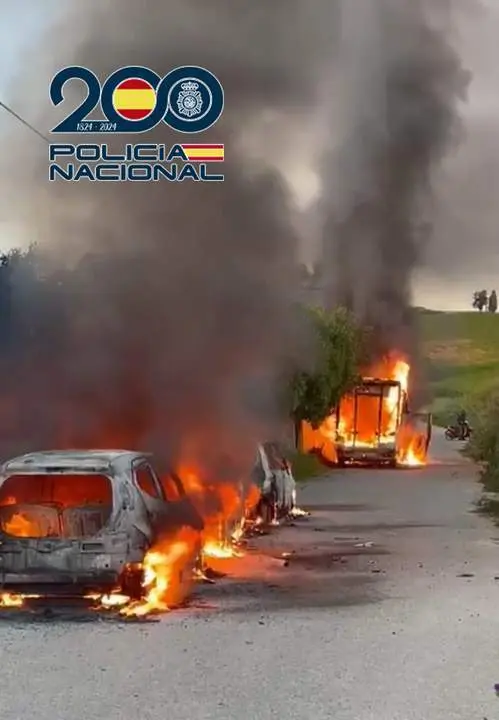 A prisi&oacute;n un pir&oacute;mano por meter fuego a tres veh&iacute;culos y robo con violencia en Jerez