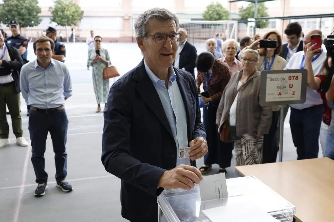 Alberto N&uacute;&ntilde;ez Fiej&oacute;o vota en Madrid. - EFE
