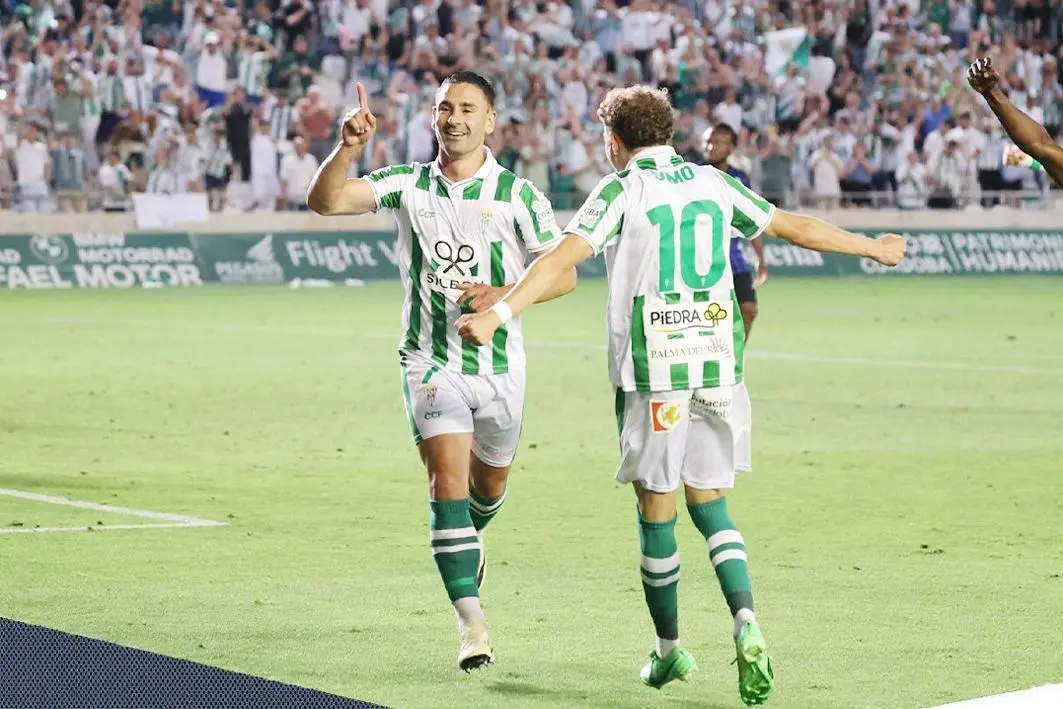 Kike M&aacute;rquez tras lograr de penalti el 2-1 - CCF