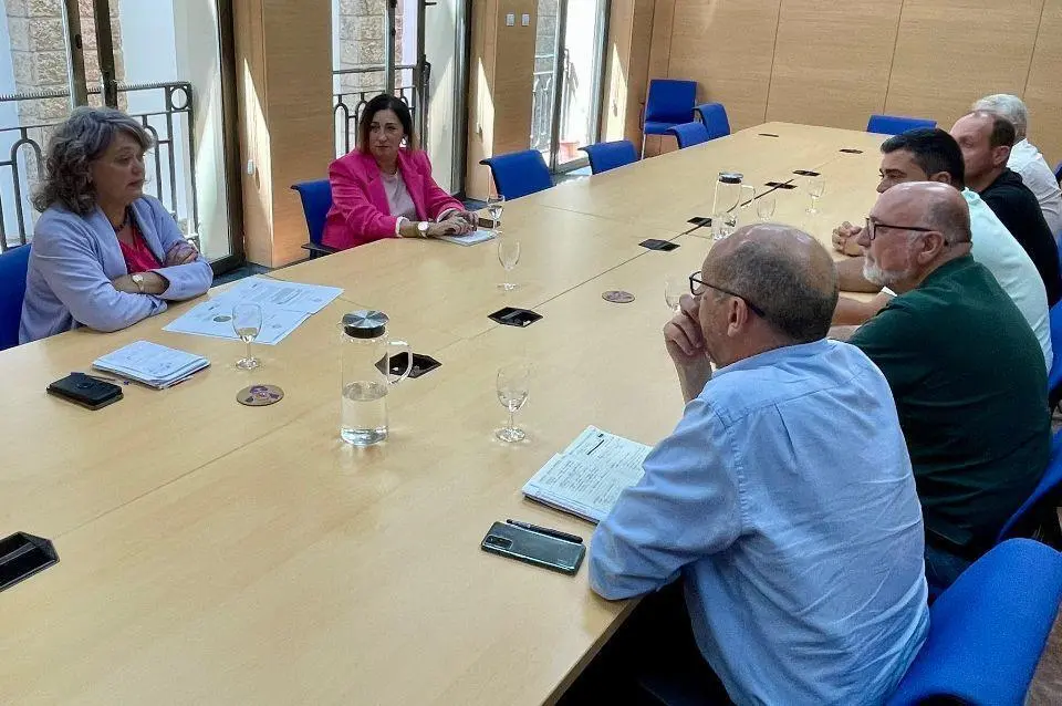 Reuni&oacute;n entre CCOO y la subdelegada de la AGE en el Campo de Gibraltar - AI