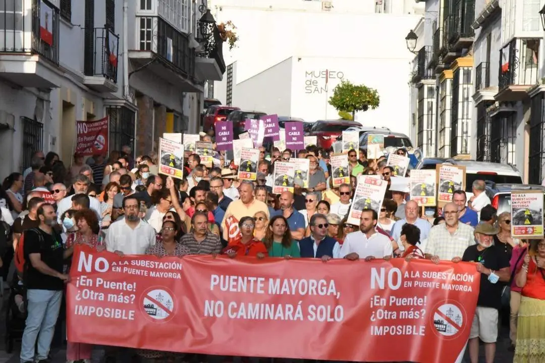 Manifestaci&oacute;n contra la subestaci&oacute;n. - AI