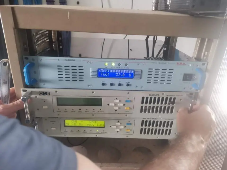 Nuevo emisor de radio para Radio Barbate - 