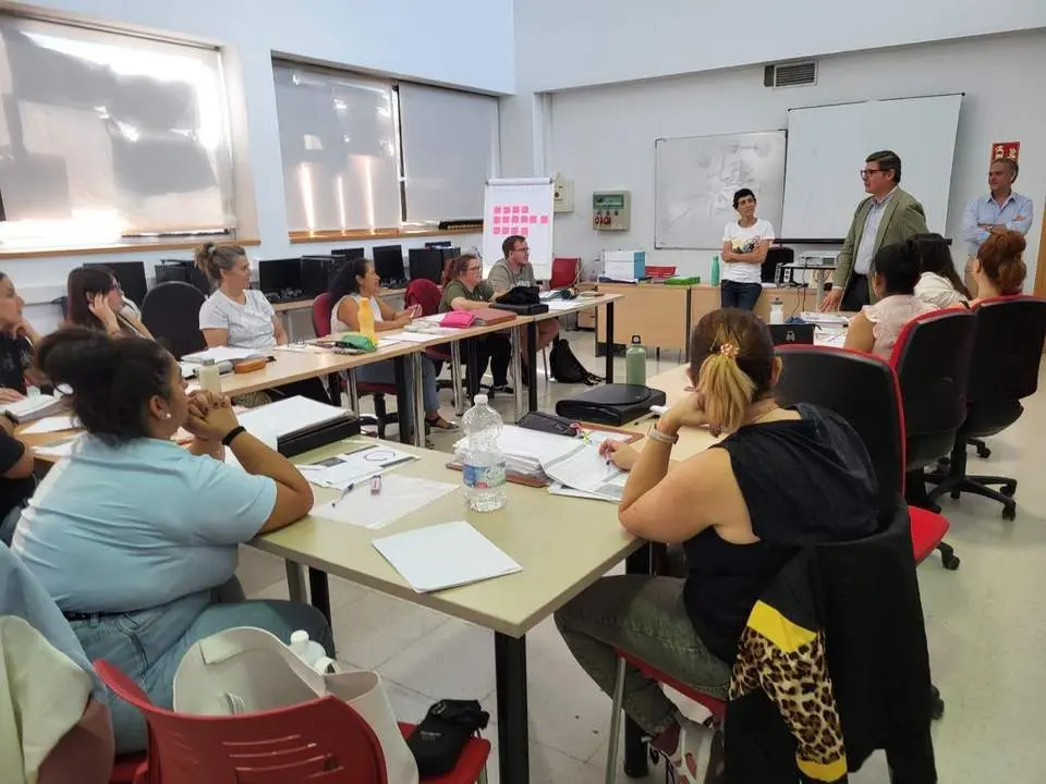  Pimentel en el Centro Municipal de Formaci&oacute;n y Empleo Sur. - EP.