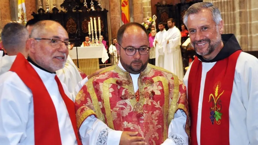 Acto de ordenaci&oacute;n en la Catedral de Jerez - Antonio Jim&eacute;nez