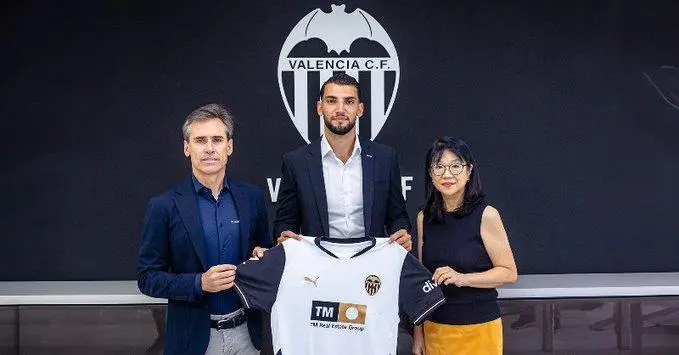 Rafa Mir en su presentaci&oacute;n. - vcf