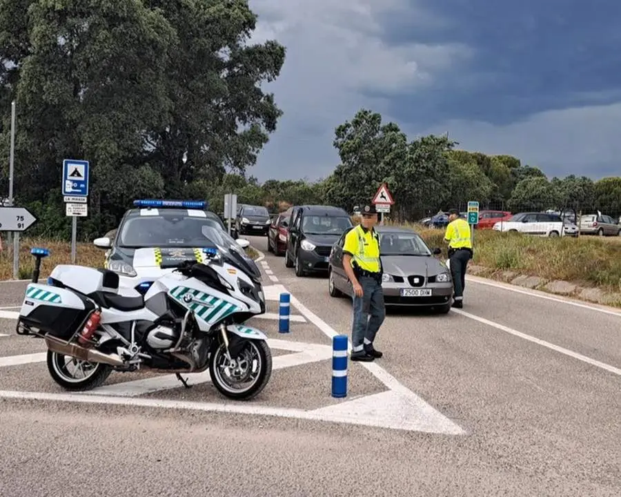 Control en carreteras secundarias.  - Archivo 