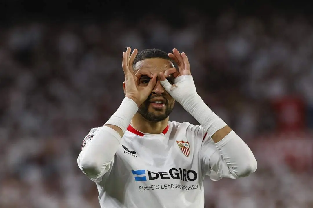 En Nesyri, celebra un gol. - EFE