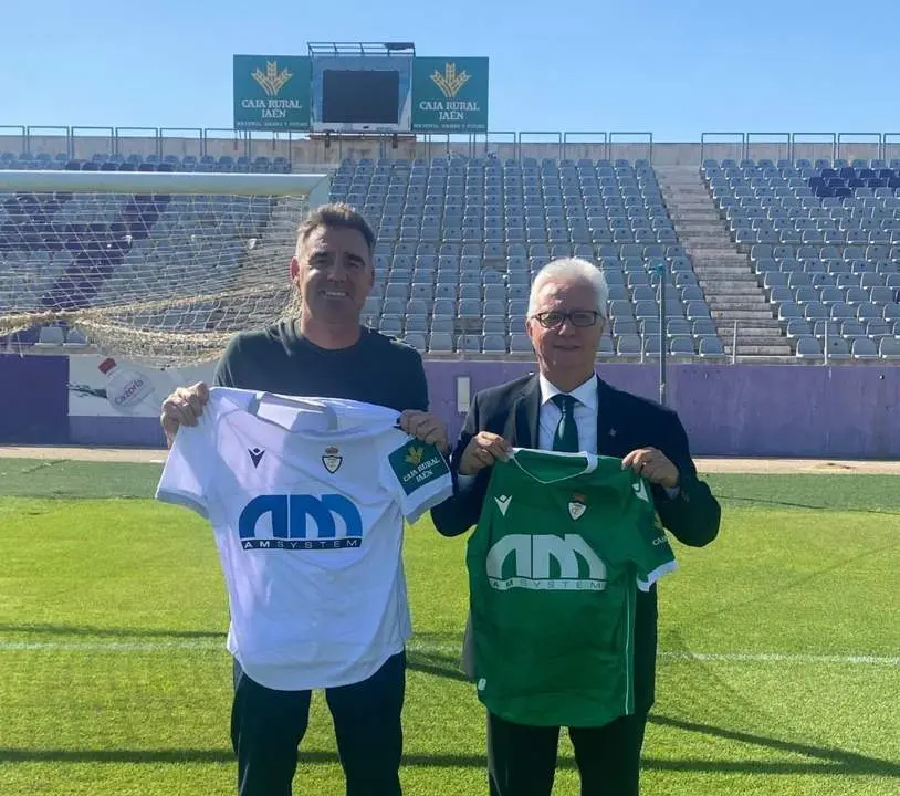 Fran Anera y Juan Gallego cerraron un nuevo acuerdo. - REAL JA&Eacute;N