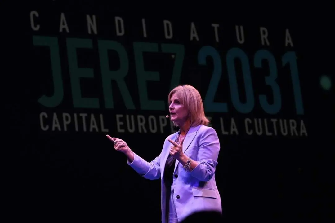Mar&iacute;a Jos&eacute; Garc&iacute;a-Pelayo en la presentaci&oacute;n de la candidatura - jerez.es