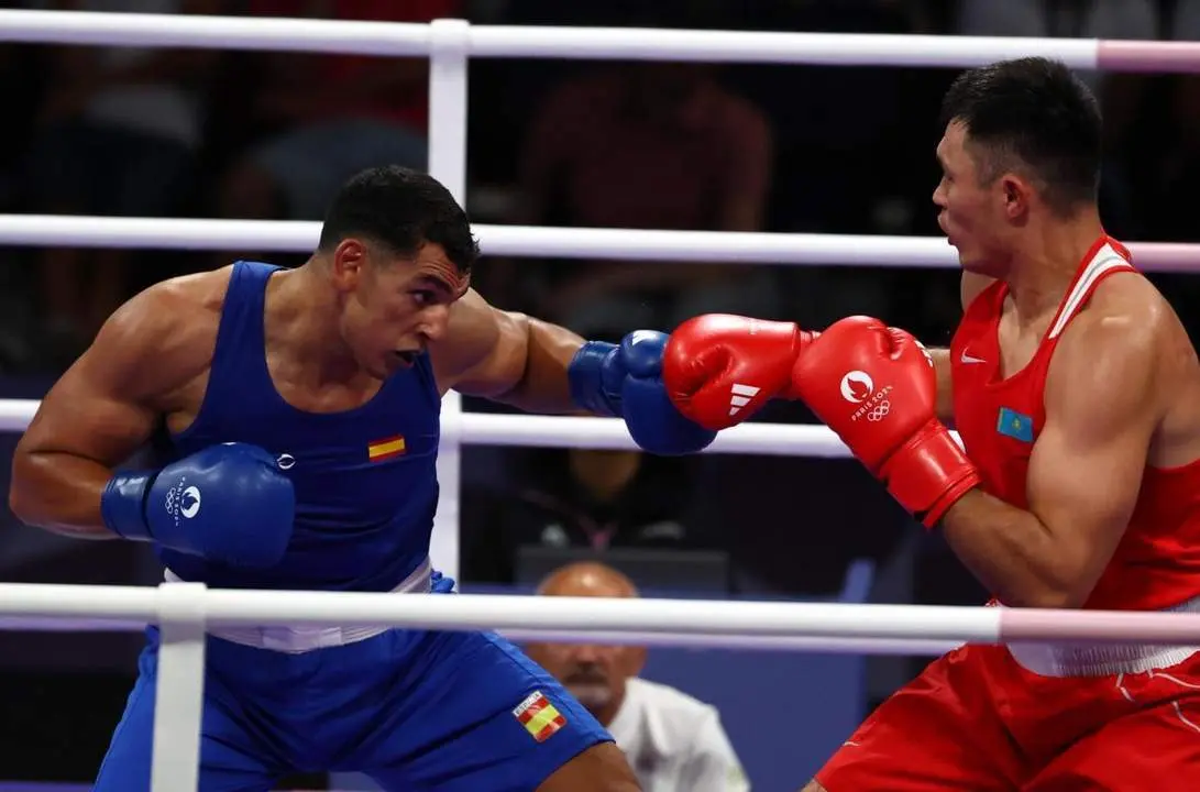 El boxeador marbell&iacute;, Ghadfa, en los JJJOO. - EFE/EPA/DIVYAKANT SOLANKI