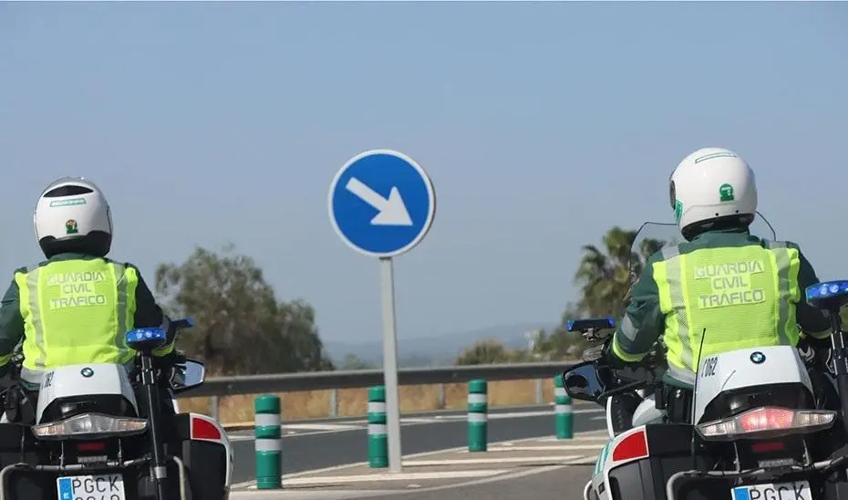 Guardia Civil de Tr&aacute;fico. - EP