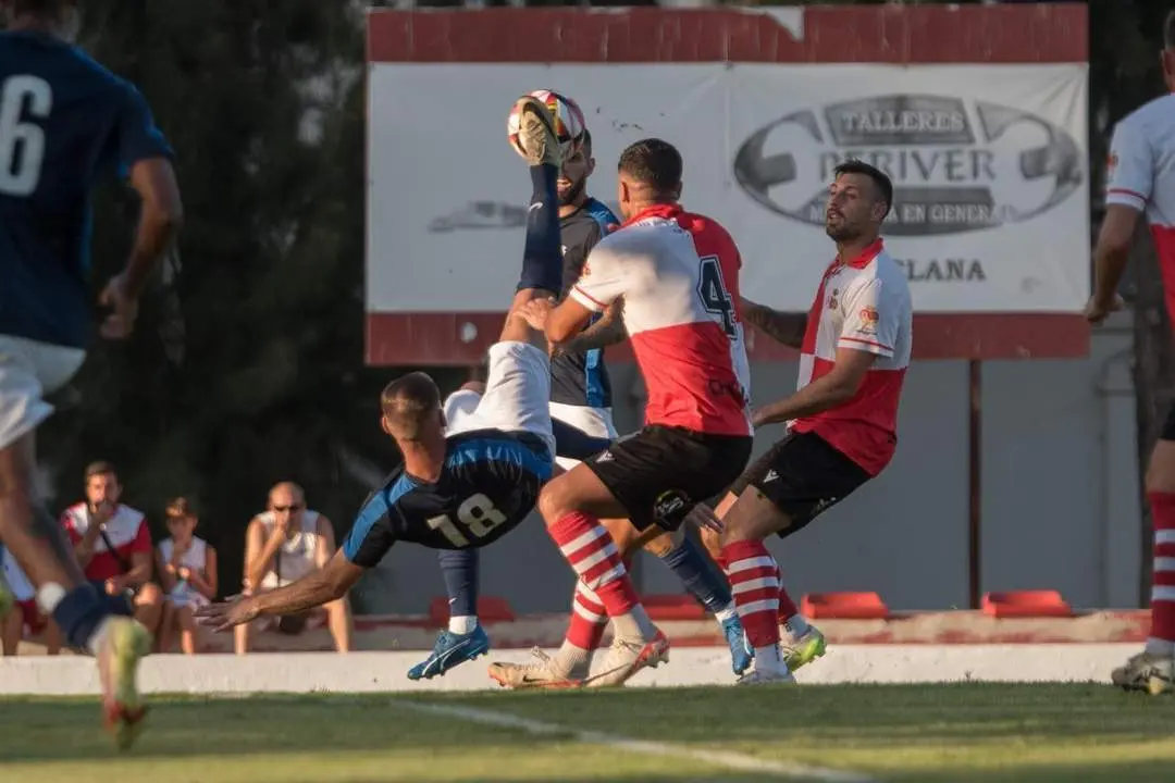 El San Fernando gana el Trofeo de la Vendimia. - Antonio Quintero/SFCD.