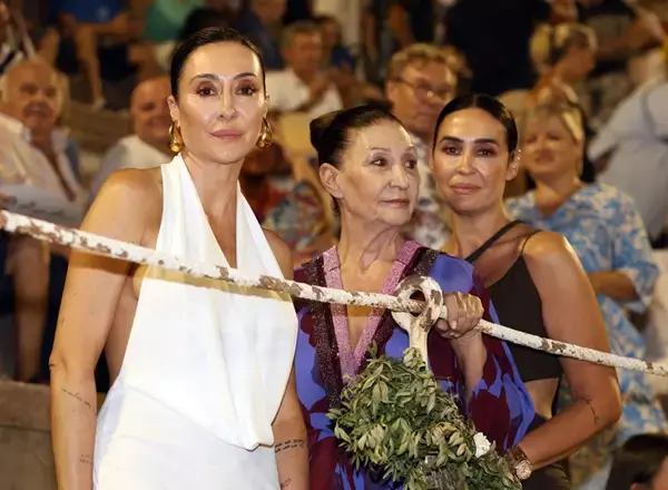 Vicky Mart&iacute;n Berrocal se reencuentra con un viejo amor en Mallorca