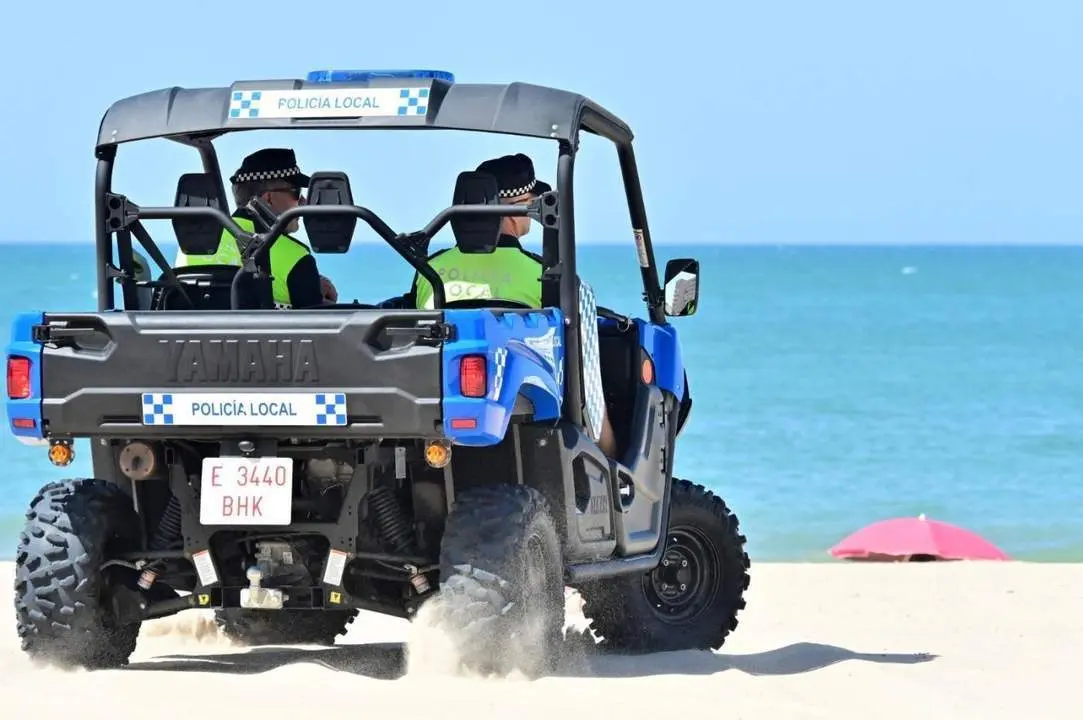 Polic&iacute;a Local de C&aacute;diz. - VIVA