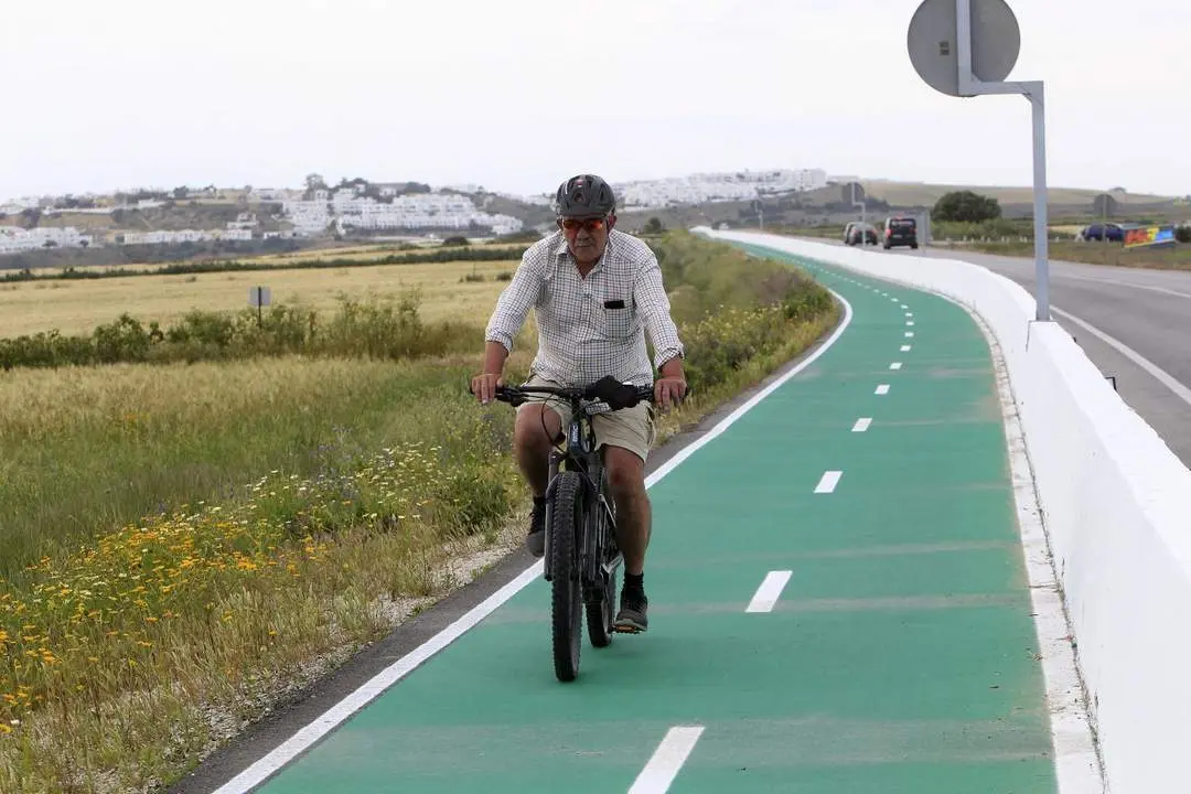 Carril bici Eurovelo 8. - J.A.