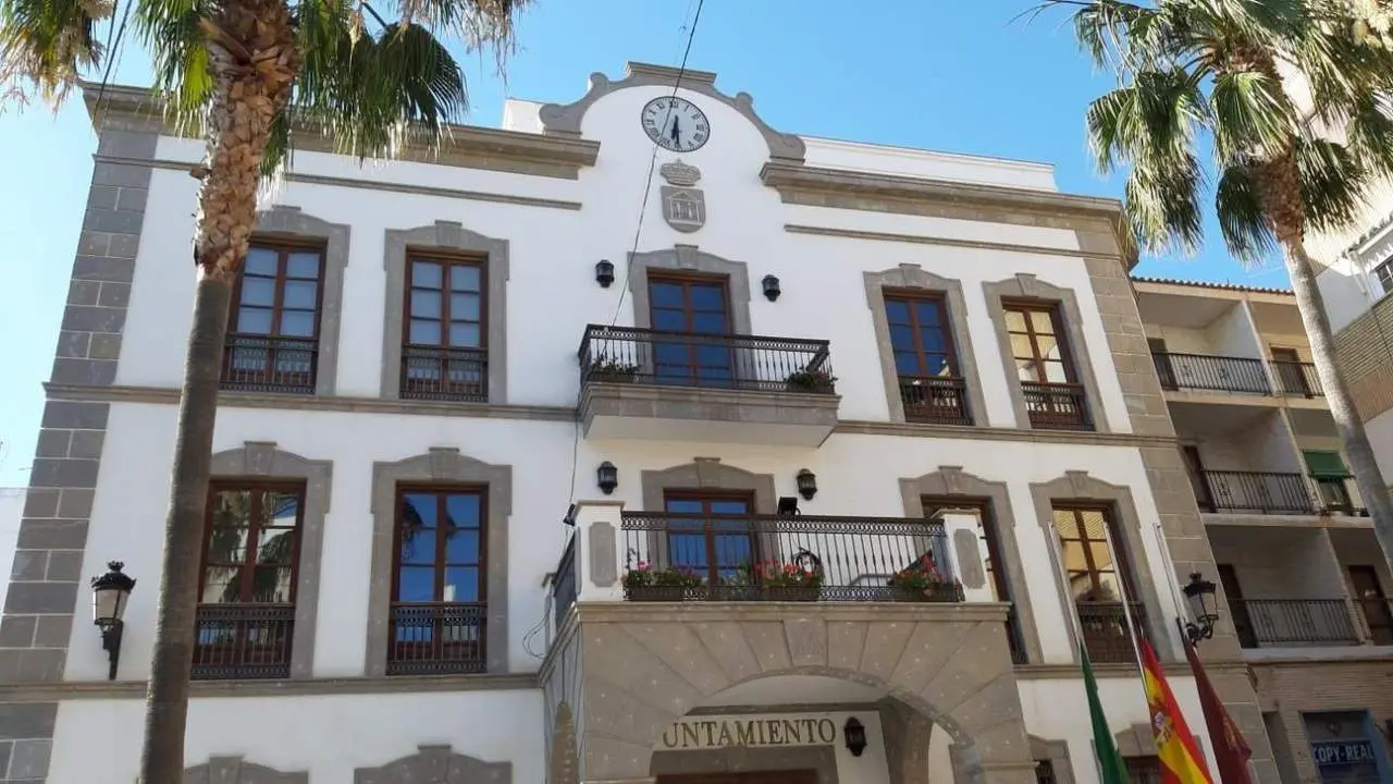 Ayuntamiento de Adra - EP