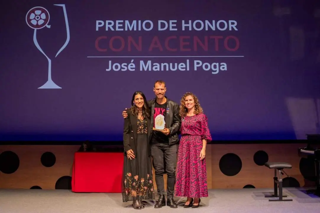Jos&eacute; Manuel Poga recibi&oacute; el Premio de Honor del Festival.  - Jerez