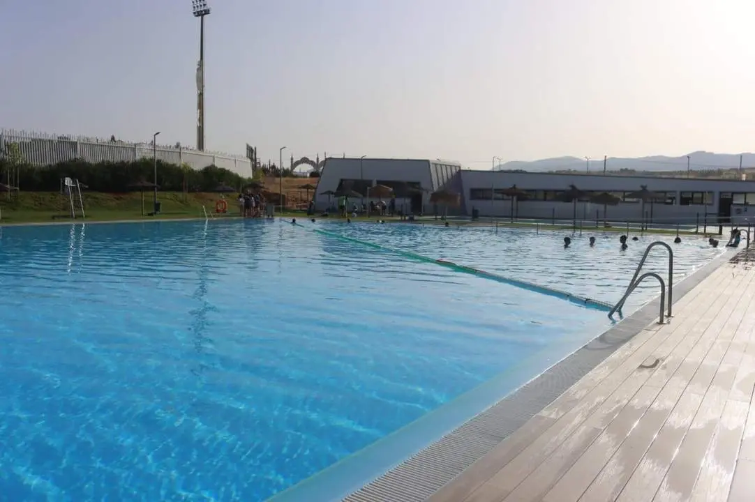 piscina municipal Manolo L&oacute;pez de Ronda. - Ayuntamiento